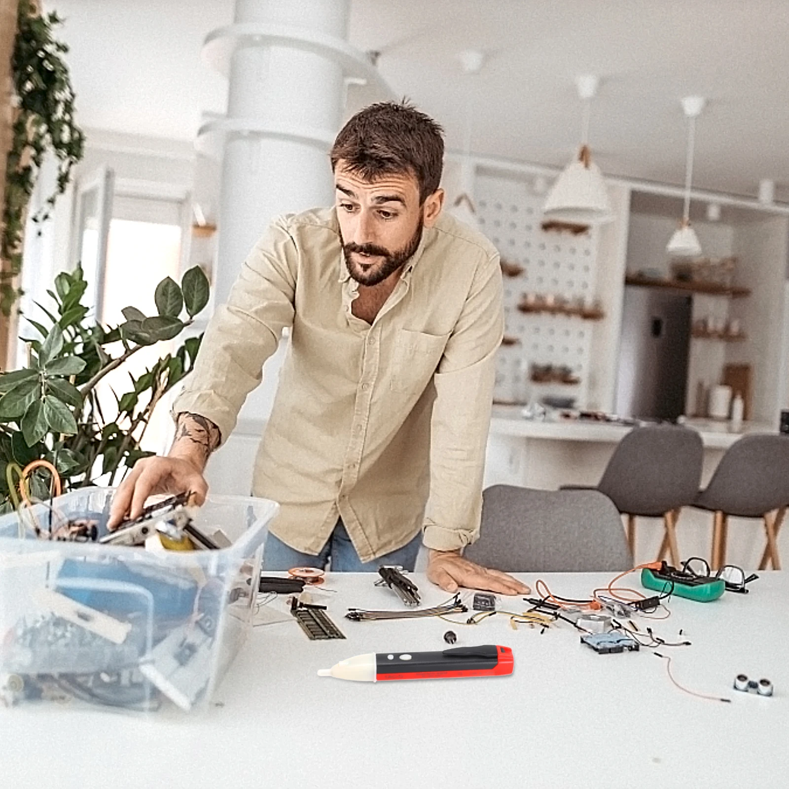 1 pc Multifunctional Non-Contact Test Pencil Electrician Tool Flashlight Clip Electricity Testing Pen Compact Size Durable
1 pc Multifunctional Non-Contact Test Pencil Electrician Tool Flashlight Clip Electricity Testing Pen Compact Size Durable