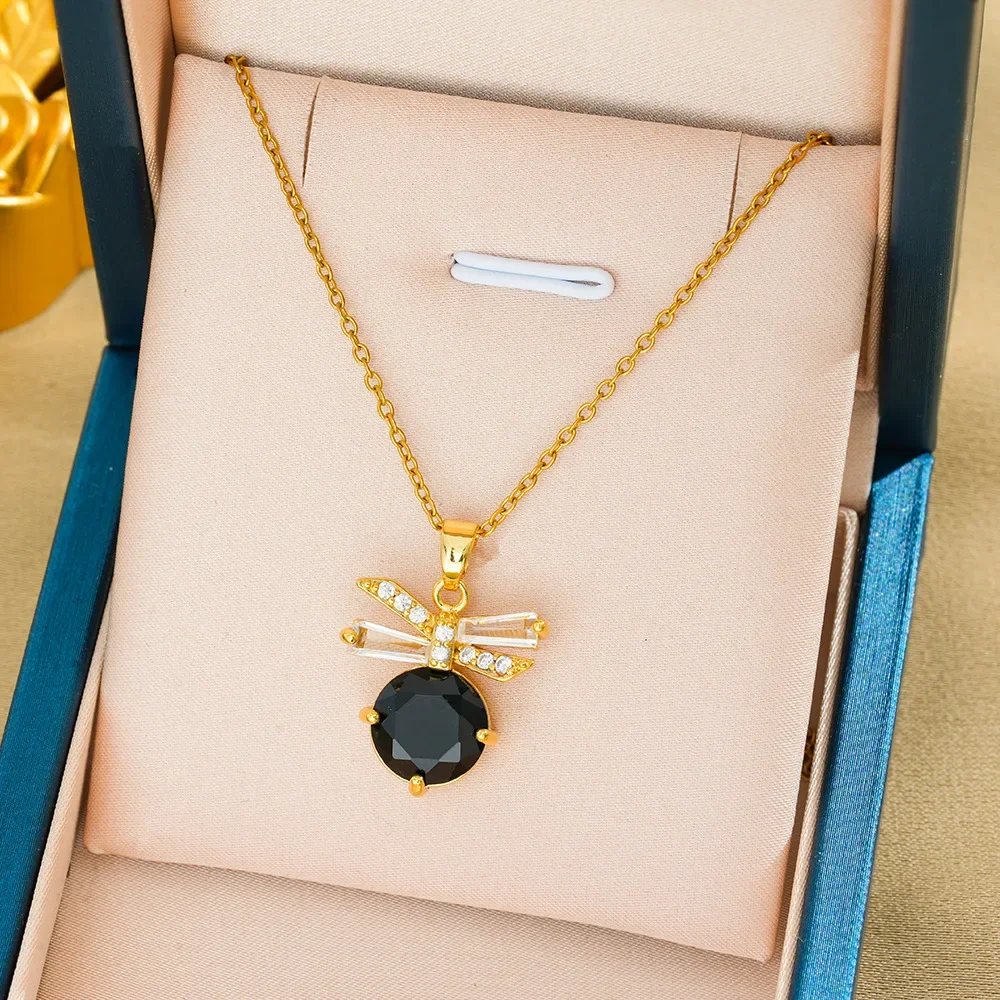 Fashionable and light luxury women's necklaces, simple and versatile exquisite zircon bows, niche high-end accessories
Fashionable and light luxury women's necklaces, simple and versatile exquisite zircon bows, niche high-end accessories