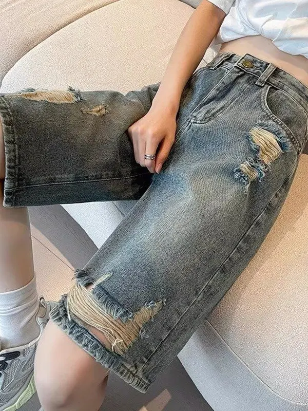 Loose Fit American Street Style Denim Shorts Women's Summer Thin High Waist Wide Leg Pants High Rise Five Inch Jeans Shorts
Loose Fit American Street Style Denim Shorts Women's Summer Thin High Waist Wide Leg Pants High Rise Five Inch Jeans Shorts