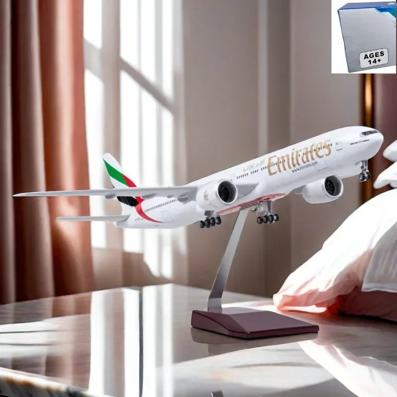 47CM 1/157 Scale 777 B777 Aircraft UAE Airlines Model W Light and Wheel Landing Gear Plastic Resin Plane Model Toy Home Decor
47CM 1/157 Scale 777 B777 Aircraft UAE Airlines Model W Light and Wheel Landing Gear Plastic Resin Plane Model Toy Home Decor