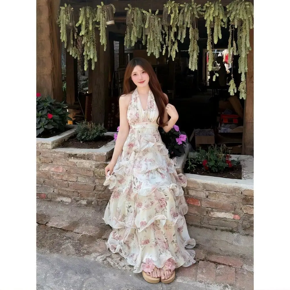 Women's V-neck Halter Chiffon Tiered Maxi Dress with French Resort-style Print for Rose Garden
Women's V-neck Halter Chiffon Tiered Maxi Dress with French Resort-style Print for Rose Garden
