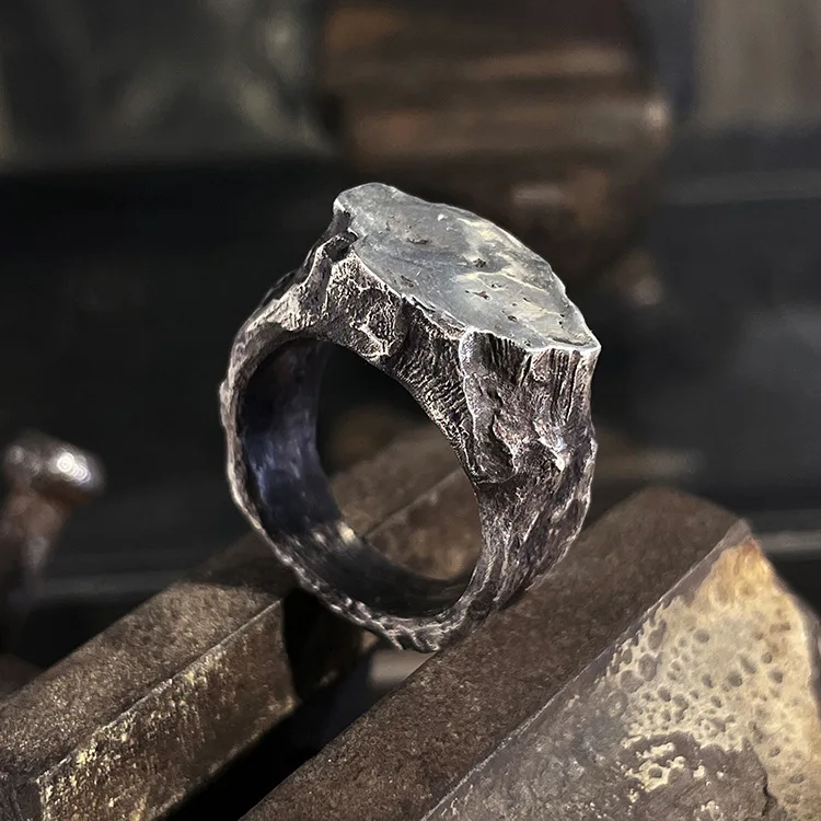 Chiba Design "Stubborn Stone" Handmade Silver Ring Rough Rock Retro Nomad Style Heavy Open Mouth Ring
Chiba Design "Stubborn Stone" Handmade Silver Ring Rough Rock Retro Nomad Style Heavy Open Mouth Ring