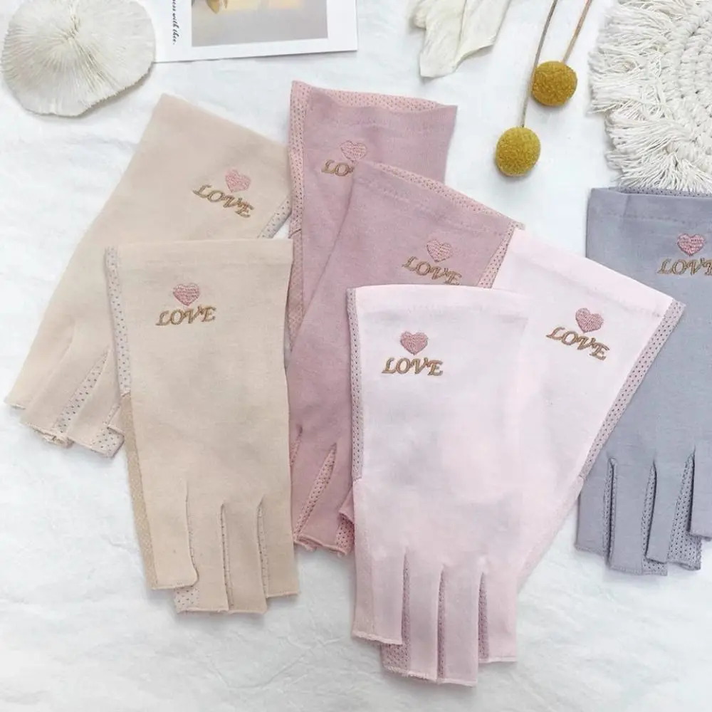 New Half Finger Sunscreen Gloves Breathable UV Protection Riding Driving Gloves Highly Elastic Manicure Gloves Gift
New Half Finger Sunscreen Gloves Breathable UV Protection Riding Driving Gloves Highly Elastic Manicure Gloves Gift