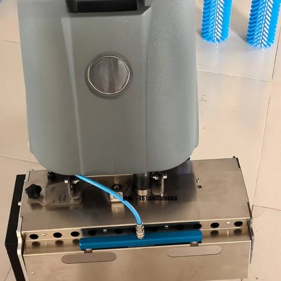 Factory Wholesale New FT-02 Electric Ladder Cleaning Machine Automatic Airport Shopping Mall Handheld Escalator Cleaner
Factory Wholesale New FT-02 Electric Ladder Cleaning Machine Automatic Airport Shopping Mall Handheld Escalator Cleaner