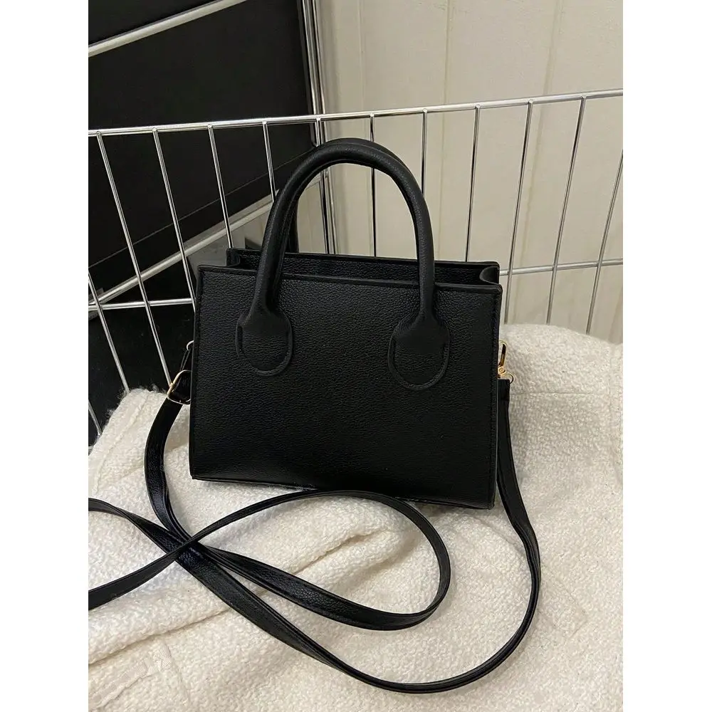 Color Pu Handbag, Simple Casual Small Square Bag, Commuter Mini Shoulder Bag, Fashionable Crossbody Bag For Outings , Old Money
Color Pu Handbag, Simple Casual Small Square Bag, Commuter Mini Shoulder Bag, Fashionable Crossbody Bag For Outings , Old Money