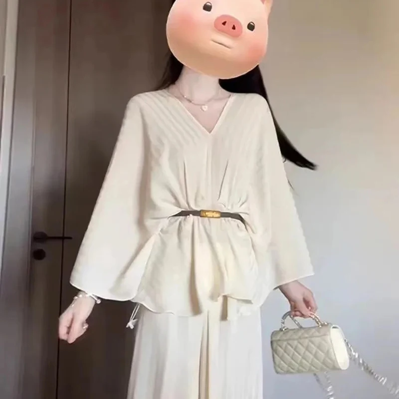 Женский весенний комплект из 2 предметов, плиссированный свободный ленивый легкий топ с заниженной талией, элегантные прозрачные комплекты с широкими брюками
Женский весенний комплект из 2 предметов, плиссированный свободный ленивый легкий топ с заниженной талией, элегантные прозрачные комплекты с широкими брюками