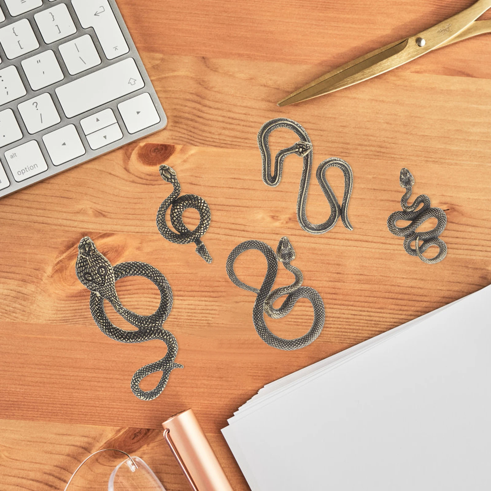 5 Pcs Copper Snake Ornaments Miniature Living Room Items Fake Snakes Alloy Figures
5 Pcs Copper Snake Ornaments Miniature Living Room Items Fake Snakes Alloy Figures