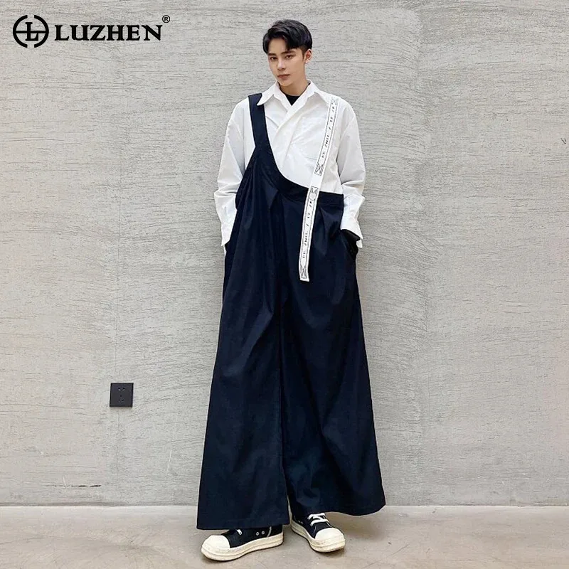 LUZHEN 2026 New Original Personalized Loose Straight Suspender Pants Men Fashion Handsome Niche Design Wide Leg Trousers JY6415
LUZHEN 2026 New Original Personalized Loose Straight Suspender Pants Men Fashion Handsome Niche Design Wide Leg Trousers JY6415