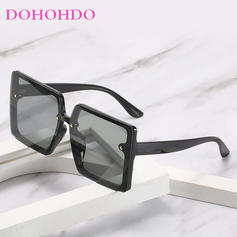 Vintage Square Sunglasses For Women Men Luxury Brand Design Big Frame Glasses Fashion Trendy Outdoor Travel Shades Unisex UV400
Vintage Square Sunglasses For Women Men Luxury Brand Design Big Frame Glasses Fashion Trendy Outdoor Travel Shades Unisex UV400