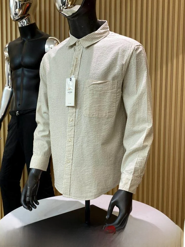 Casual Cotton Bubble Fabric Long Sleeve Men's Shirt Versatile Spring Loose Fit Shirt Comfortable Breathable Youthful Style
Casual Cotton Bubble Fabric Long Sleeve Men's Shirt Versatile Spring Loose Fit Shirt Comfortable Breathable Youthful Style
