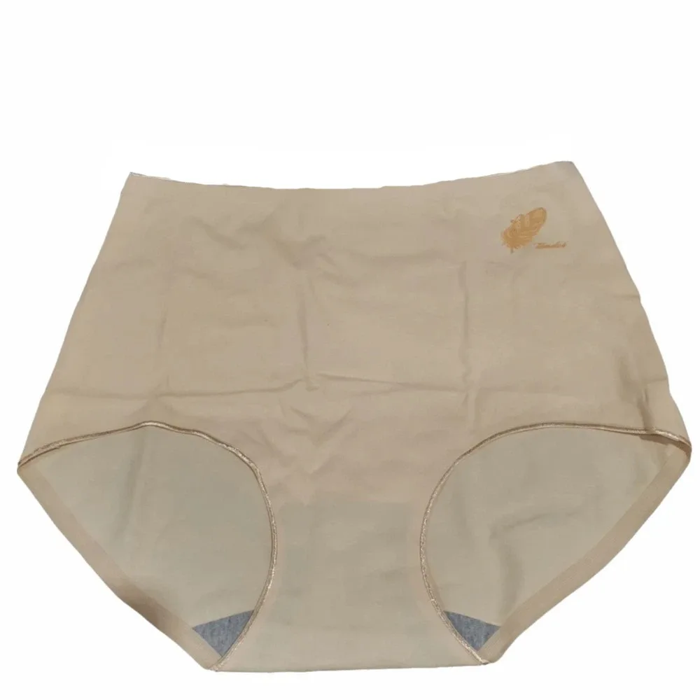 Эластичные сексуальные хлопковые трусы для фитнеса с высокой талией для девочек, бесшовные трусы с графеновой промежностью, женское нижнее белье, дышащее нижнее белье
Эластичные сексуальные хлопковые трусы для фитнеса с высокой талией для девочек, бесшовные трусы с графеновой промежностью, женское нижнее белье, дышащее нижнее белье