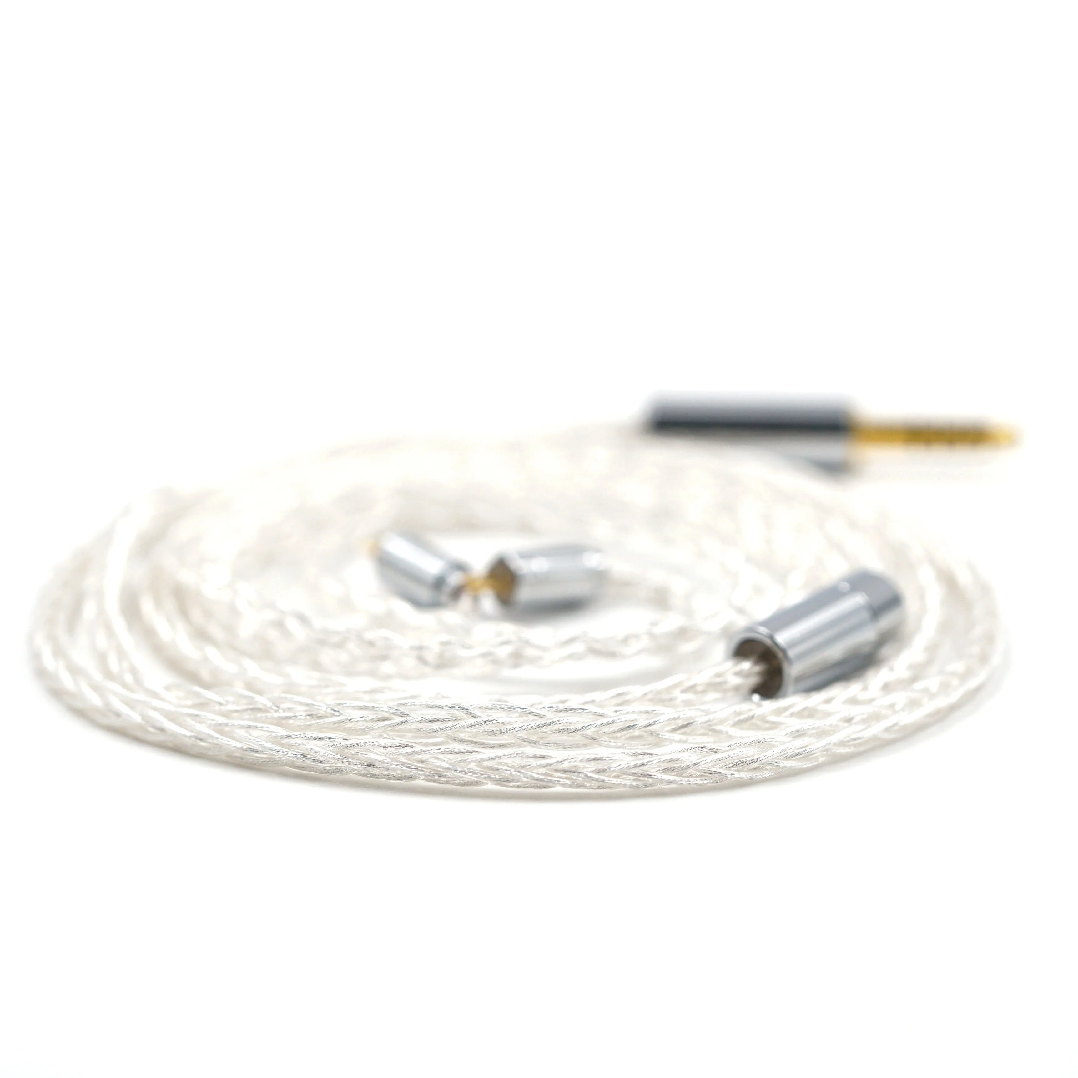 BQEYZ Upgrade Cable Dew 8 Strands Single Crystal Copper-Plated Silver Wire for Wind Earphone Replacement Cable 4.4mm Plug
BQEYZ Upgrade Cable Dew 8 Strands Single Crystal Copper-Plated Silver Wire for Wind Earphone Replacement Cable 4.4mm Plug