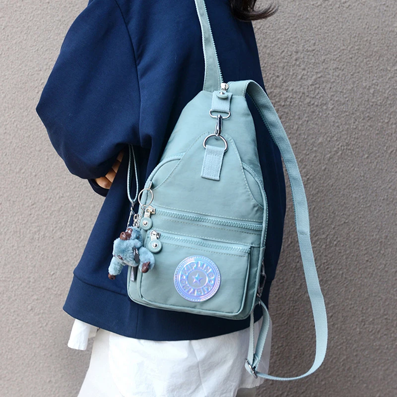 Nylon Trendy Chest Bag with Cute Monkey Pendant, Simple Solid Color Casual Backpack, Versatile Crossbody Bags
Nylon Trendy Chest Bag with Cute Monkey Pendant, Simple Solid Color Casual Backpack, Versatile Crossbody Bags