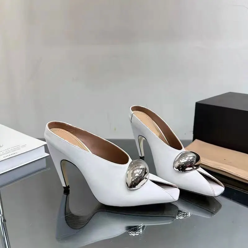 Women's Shoes Leather Peep Toe Mules Metal Decor High Heel Slippers 2026 Trendy Elegant Slip-On Heeled Women's Sandals Zapatos
Women's Shoes Leather Peep Toe Mules Metal Decor High Heel Slippers 2026 Trendy Elegant Slip-On Heeled Women's Sandals Zapatos