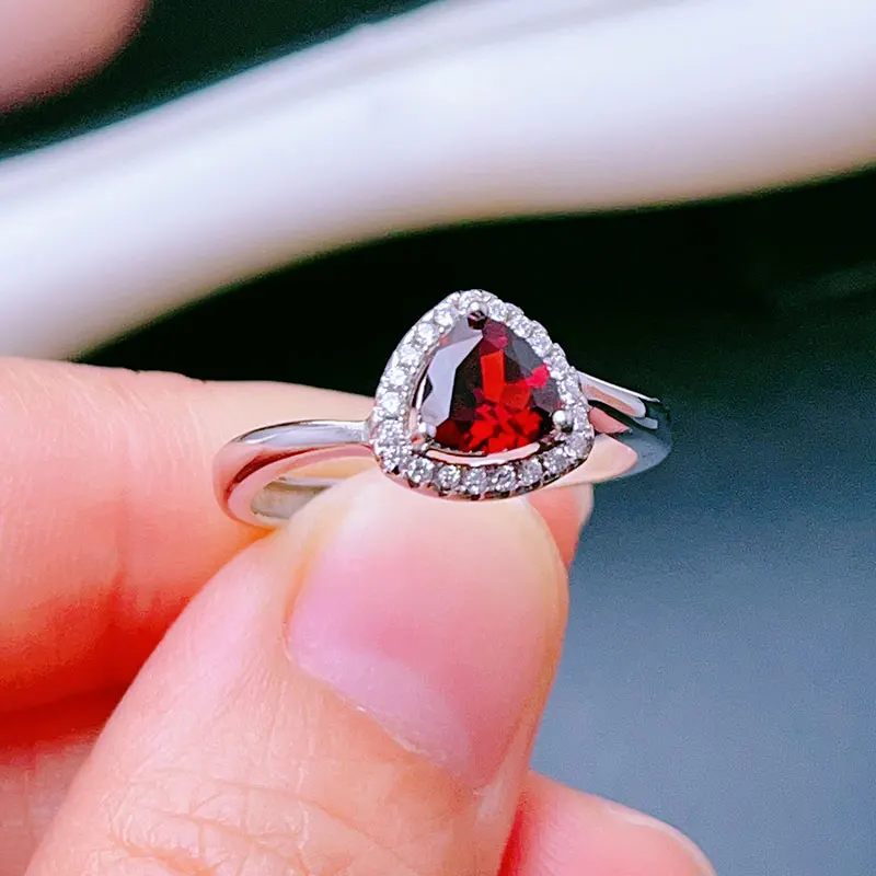 925 Silver Gemstone Adjustable Ring 6mm 1ct Natural Garnet Ring 18K Gold Plated Garnet Silver Ring for Daily Wear
925 Silver Gemstone Adjustable Ring 6mm 1ct Natural Garnet Ring 18K Gold Plated Garnet Silver Ring for Daily Wear