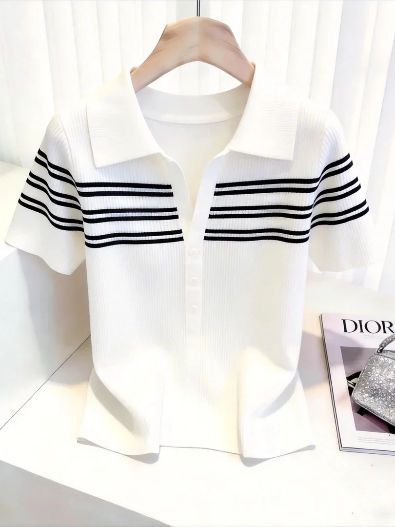 plus Size Women's Neck Short Sleeve T-Shirt Knitted Half Open V-Neck Striped Base Layer Summer Top Korean Style Loose Fit
plus Size Women's Neck Short Sleeve T-Shirt Knitted Half Open V-Neck Striped Base Layer Summer Top Korean Style Loose Fit