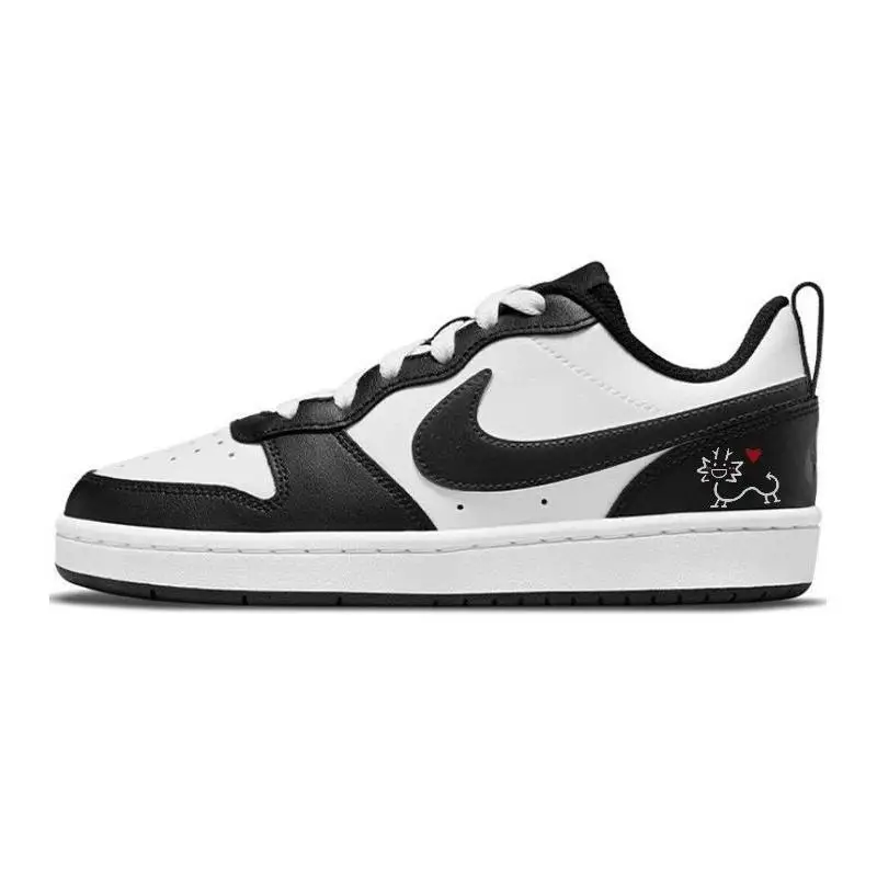 【Customize】Nike Court Borough Skateboarding Shoes Women's Low-top Black/white Sneakers shoes BQ5448-115
【Customize】Nike Court Borough Skateboarding Shoes Women's Low-top Black/white Sneakers shoes BQ5448-115