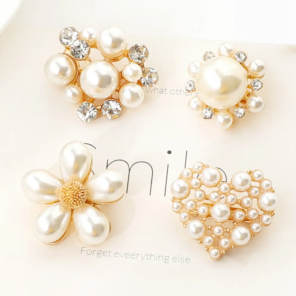 Brooch Flower Bowknot Heart Pins for Women Suit Fashion White Pearl Rhinestone Jewelry Lapel Buckle Clothing Accessories 7099
Brooch Flower Bowknot Heart Pins for Women Suit Fashion White Pearl Rhinestone Jewelry Lapel Buckle Clothing Accessories 7099