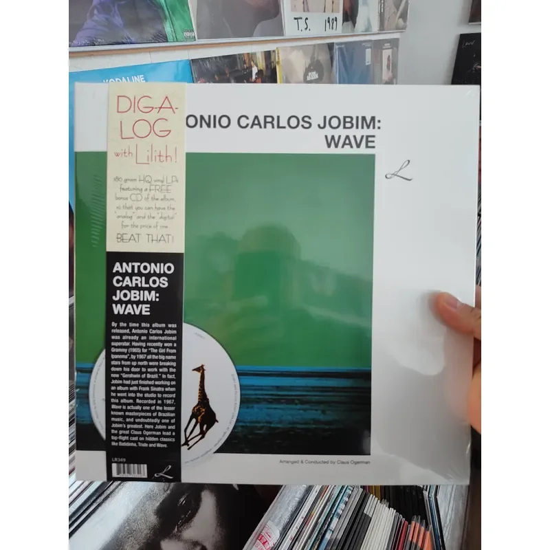 Bossa Nova Guitar Master Antonio Carlos Jobim Wave Vinyl LP + CD for Music Enthusiasts and Collectors
Bossa Nova Guitar Master Antonio Carlos Jobim Wave Vinyl LP + CD for Music Enthusiasts and Collectors