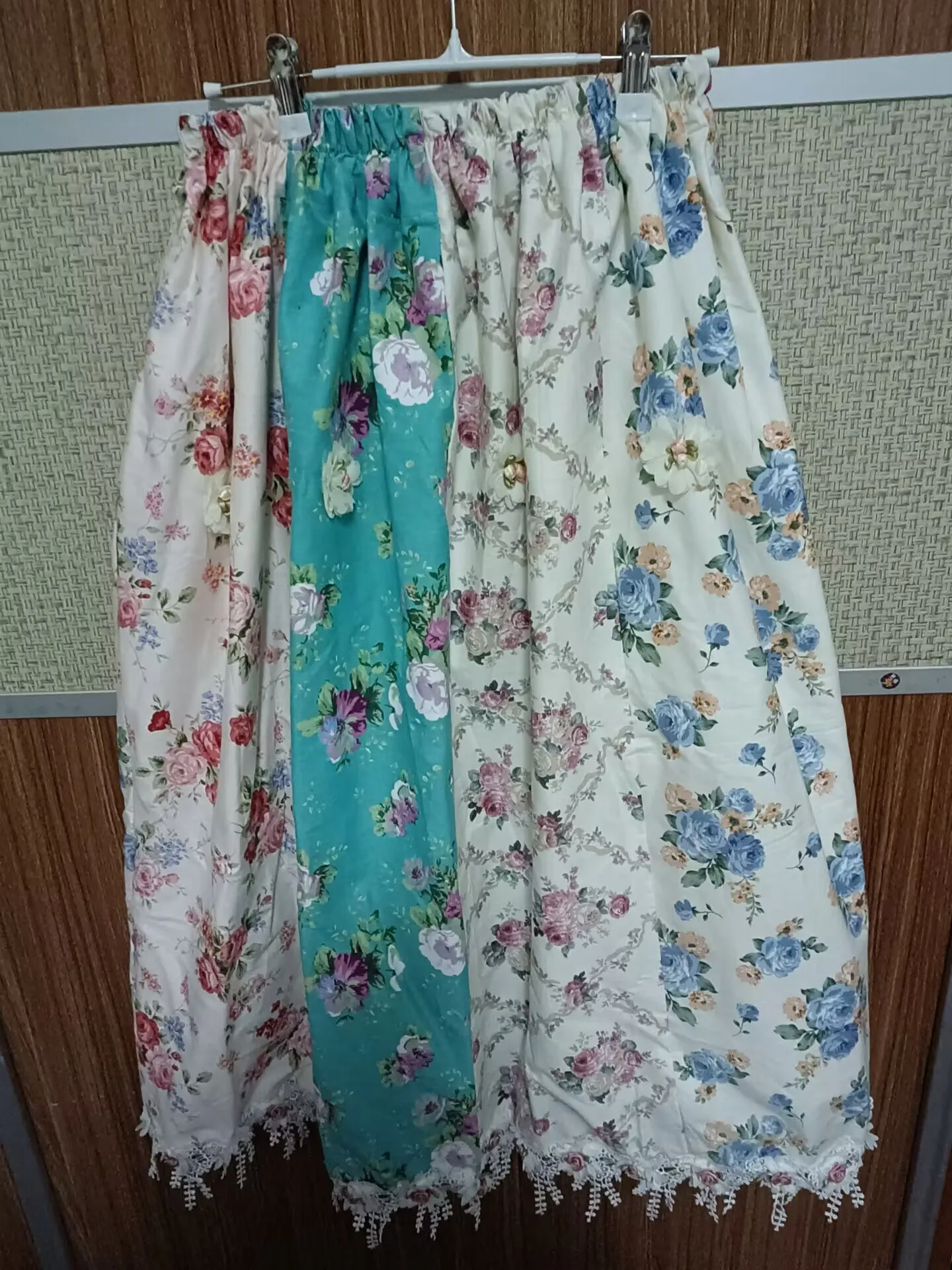 Spring Summer Vintage Cotton Skirt Japanese Mori Girl Patchwork Lace Up Elastic Waist A- Line Pleated Skirt Jupe Femme Faldas
Spring Summer Vintage Cotton Skirt Japanese Mori Girl Patchwork Lace Up Elastic Waist A- Line Pleated Skirt Jupe Femme Faldas