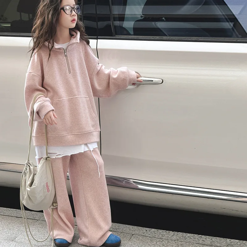 Girls Suits Spring and Autumn Set 2024 New Children Sportswear Western-style Long-sleeved Two-piece Set Hoodies and Trousers
Girls Suits Spring and Autumn Set 2024 New Children Sportswear Western-style Long-sleeved Two-piece Set Hoodies and Trousers