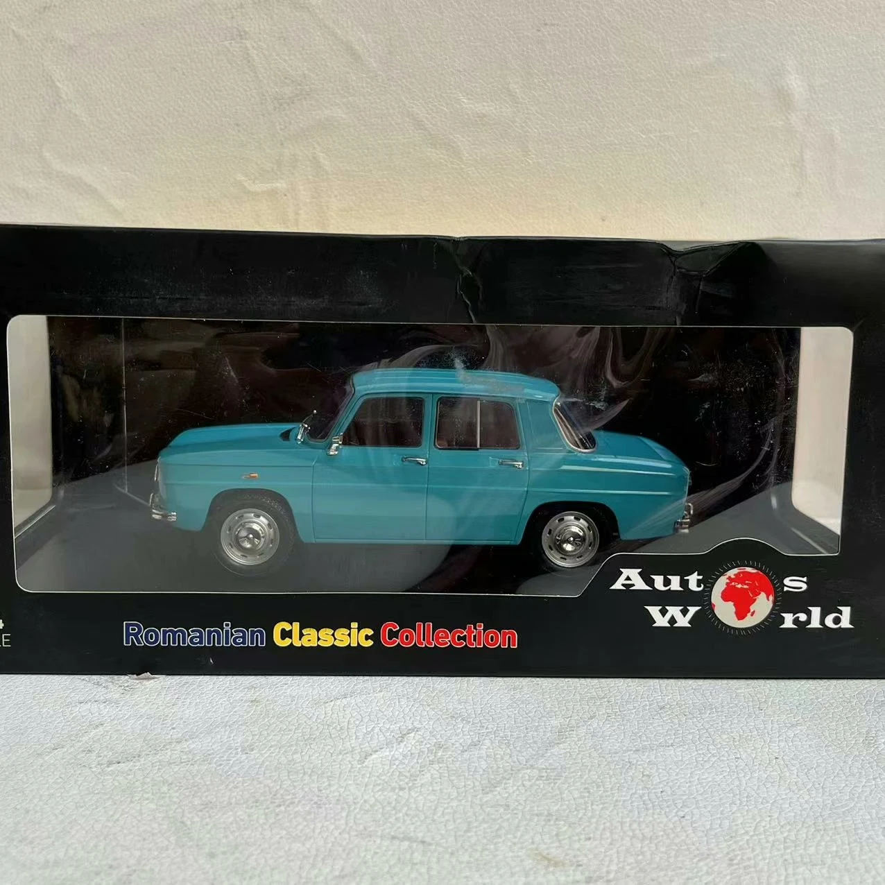 Diecast IXO 1/24 Scale DACIA 1100 1968 41 Alloy Car Model
Diecast IXO 1/24 Scale DACIA 1100 1968 41 Alloy Car Model