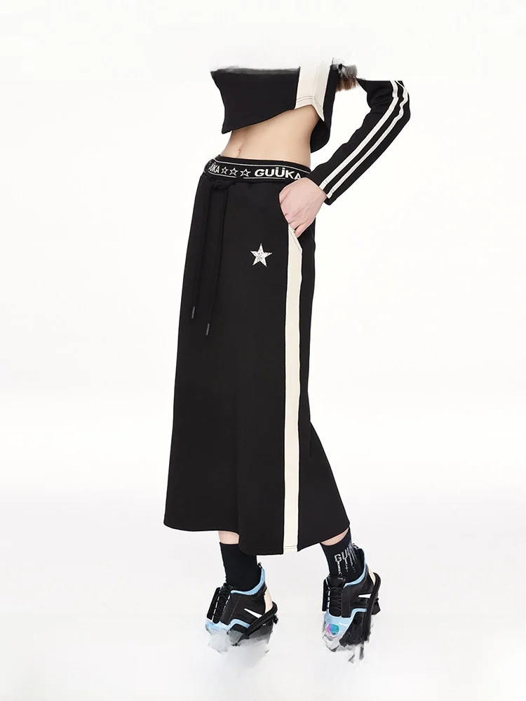 Black Asymmetrical Knitted Skirt for Women Vintage American Style Long Skirt with Stars Autumn Season A-Line Skirt
Black Asymmetrical Knitted Skirt for Women Vintage American Style Long Skirt with Stars Autumn Season A-Line Skirt
