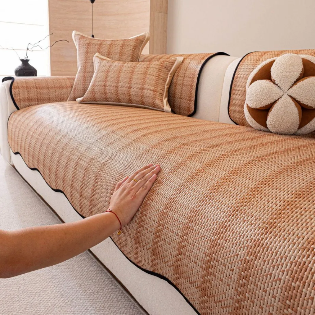 Cool Feeling Summer Sofa Cover Ice Silk Anti-slip Living Room Sofa Cushion Cool Doudou Anti-Cat Scratch Home Decor Sofa Seat
Cool Feeling Summer Sofa Cover Ice Silk Anti-slip Living Room Sofa Cushion Cool Doudou Anti-Cat Scratch Home Decor Sofa Seat