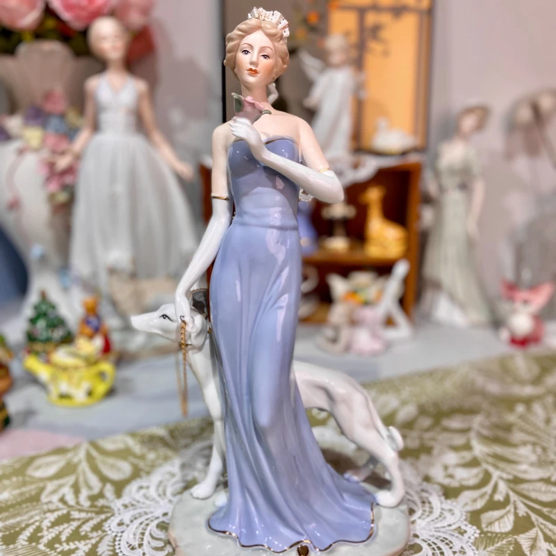 European Ceramic Figurine Character Decoration Living Room Desktop Gadget Wine Cabinet Ornament Ceramic Handicraft Birthday Gift
European Ceramic Figurine Character Decoration Living Room Desktop Gadget Wine Cabinet Ornament Ceramic Handicraft Birthday Gift