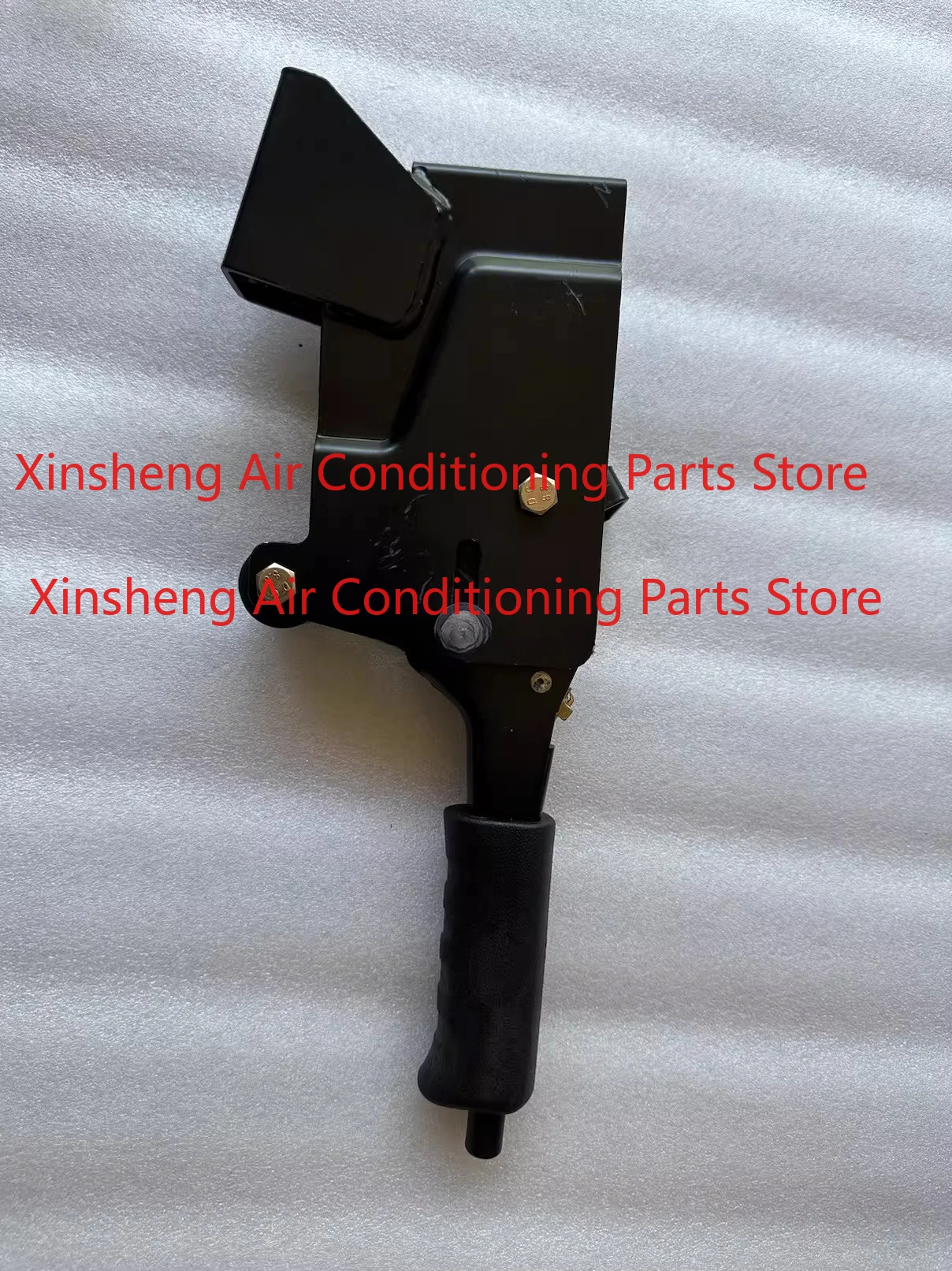 Suitable for forklift parts FB15-30/72 Handbrake handle assembly 32390-13910 Self-locking with button
Suitable for forklift parts FB15-30/72 Handbrake handle assembly 32390-13910 Self-locking with button