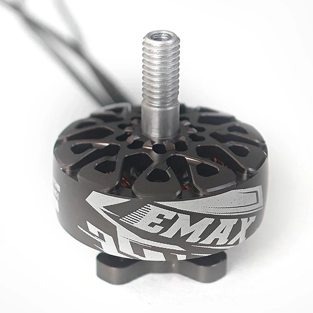 Новейшие EMAX ECOIII 2207 2306 1700 кВ/1900 кВ/2400 кВ 3-6S, совместимые с бесщеточным двигателем 5,5 дюйма, пропеллеры для гоночного дрона RC FPV
Новейшие EMAX ECOIII 2207 2306 1700 кВ/1900 кВ/2400 кВ 3-6S, совместимые с бесщеточным двигателем 5,5 дюйма, пропеллеры для гоночного дрона RC FPV