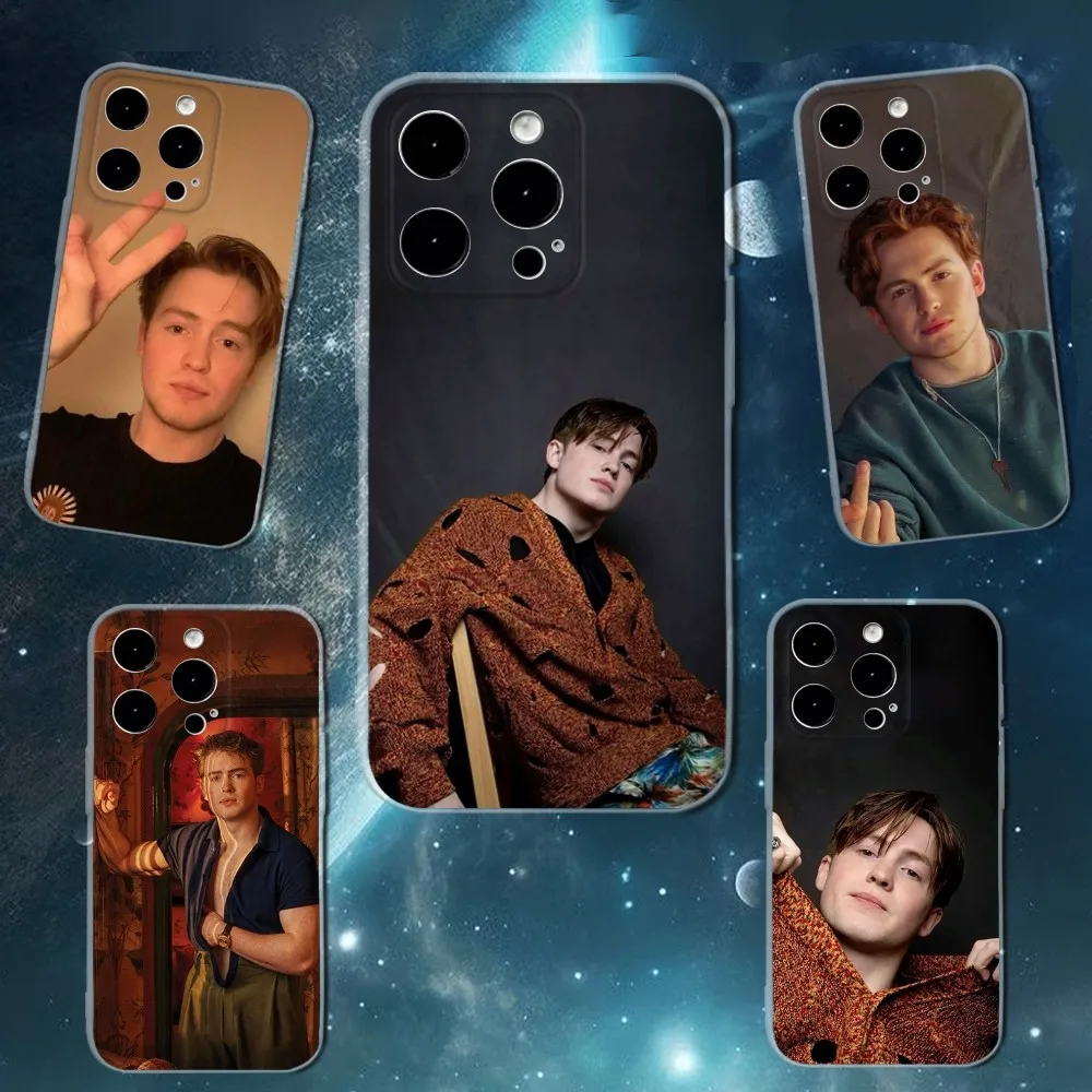 Actor Kit C- Connor Phone Case For iPhone 16,15,14,13,12,11 Plus,Pro,Max,XR,XS,X,7,8 SE,Mini Transparent Silicone Soft
Actor Kit C- Connor Phone Case For iPhone 16,15,14,13,12,11 Plus,Pro,Max,XR,XS,X,7,8 SE,Mini Transparent Silicone Soft