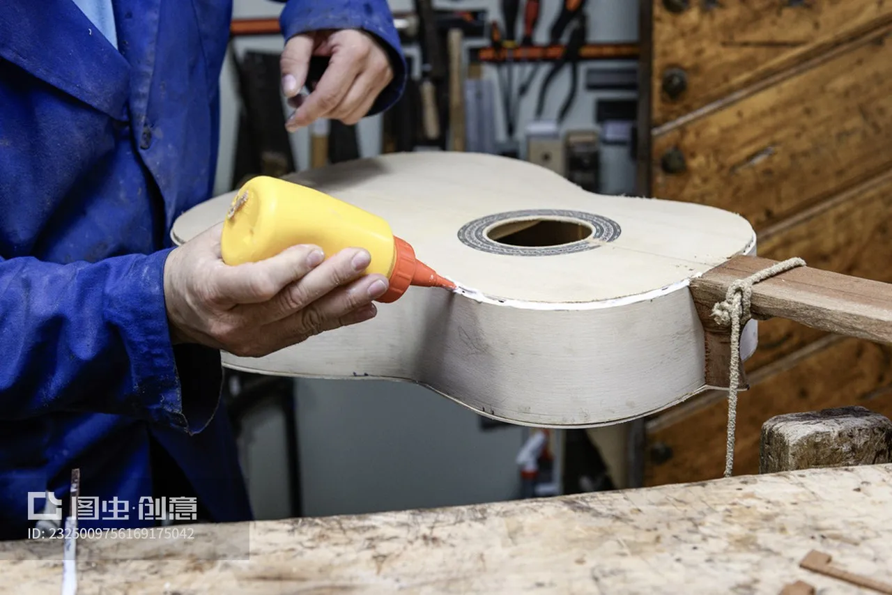 Vintage Sunburst ST-Style Guitar Body Alder Wood Gloss Finish Black Binding Fast Shipping
Vintage Sunburst ST-Style Guitar Body Alder Wood Gloss Finish Black Binding Fast Shipping