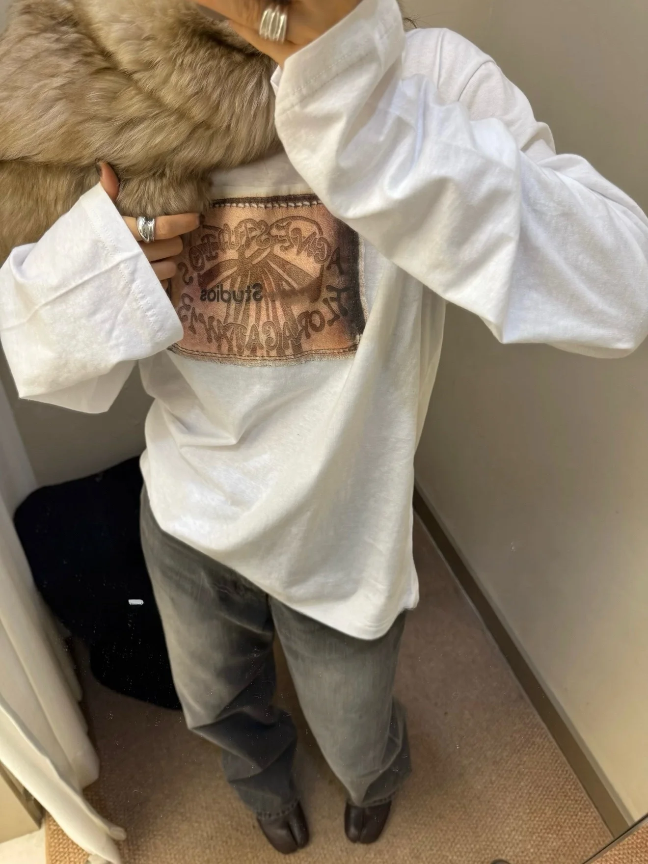 Yonezu Ceiling Level Long Sve T-irt American Sle Loose Fit Cotton round Ne Print Label Spring 2026 ex UV Protection
Yonezu Ceiling Level Long Sve T-irt American Sle Loose Fit Cotton round Ne Print Label Spring 2026 ex UV Protection