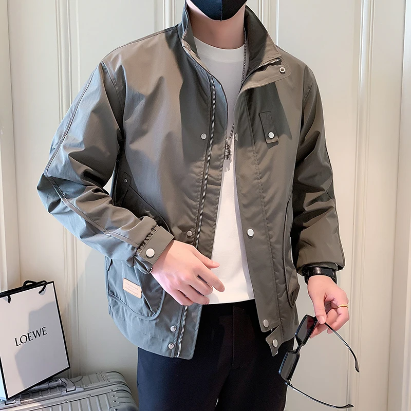 Men's Casual Stand Collar Jacket - Lightweight and Stylish for Everyday Wear Business Casual Loose Coat
Men's Casual Stand Collar Jacket - Lightweight and Stylish for Everyday Wear Business Casual Loose Coat