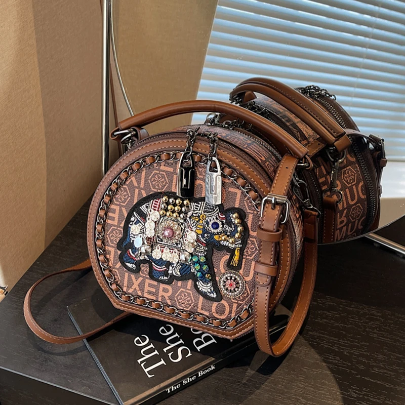 Coffee Round Handbag Luxury Diamond Studded Shoudler Bags For Women Cute elephant Crossbody Bag Zipper Purse Bolsa Circular Tote
Coffee Round Handbag Luxury Diamond Studded Shoudler Bags For Women Cute elephant Crossbody Bag Zipper Purse Bolsa Circular Tote