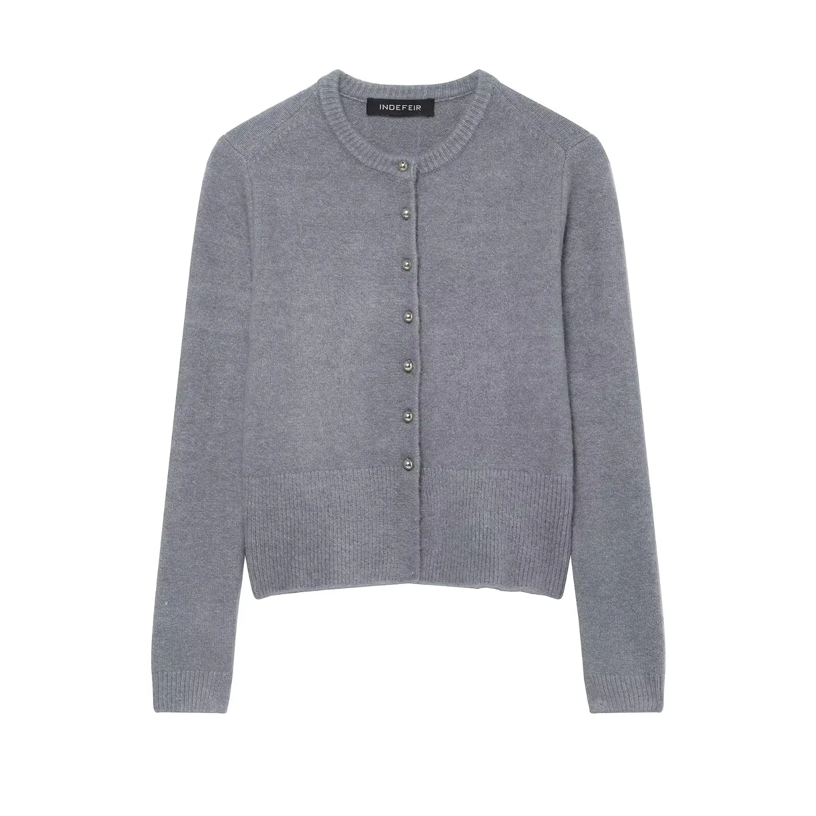 New round neck long sleeved spherical button knitted jacket with knitted cardigan multifunctional women's solid color sweater
New round neck long sleeved spherical button knitted jacket with knitted cardigan multifunctional women's solid color sweater