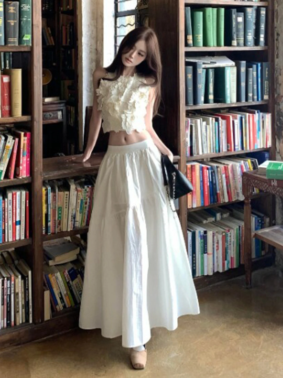 Korean Style Gentle Summer Outfit Top And Skirt Set Short Sleeve round Neck Comfortable High Waist Long Skirt Two Piece Set
Korean Style Gentle Summer Outfit Top And Skirt Set Short Sleeve round Neck Comfortable High Waist Long Skirt Two Piece Set