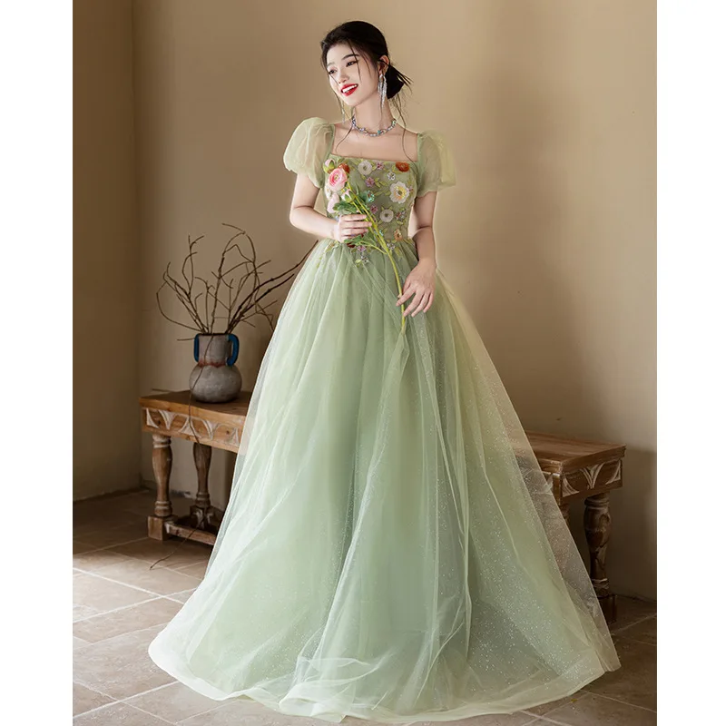 New Women's Summer Mint Green Square Collar Flower Embroidered Evening Dress Fashion Forest Light Luxury Host Performance Dress
New Women's Summer Mint Green Square Collar Flower Embroidered Evening Dress Fashion Forest Light Luxury Host Performance Dress