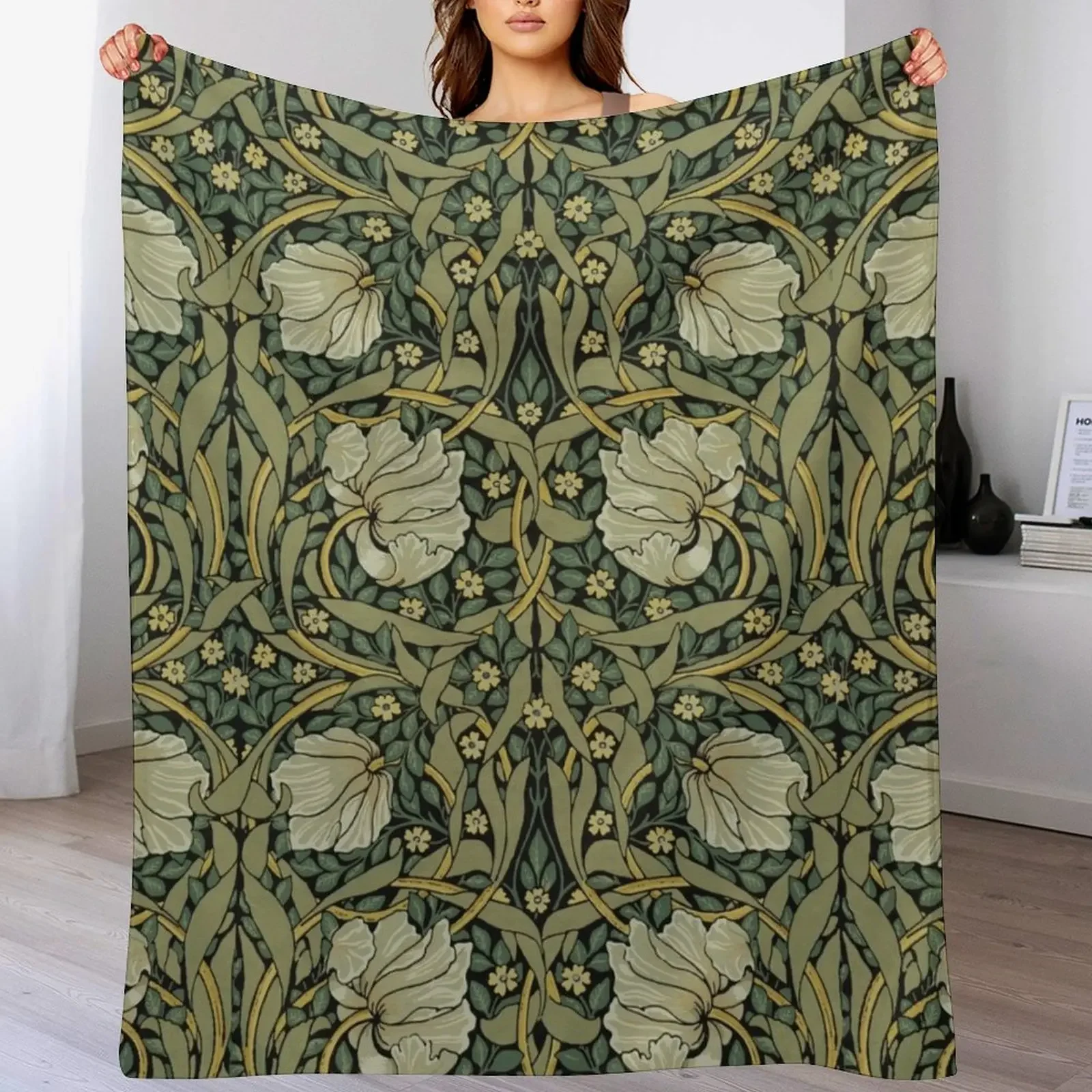 William Morris Green Vintage Floral HD Throw Blanket Thin Comforter Luxury Brand for winter Blankets
William Morris Green Vintage Floral HD Throw Blanket Thin Comforter Luxury Brand for winter Blankets