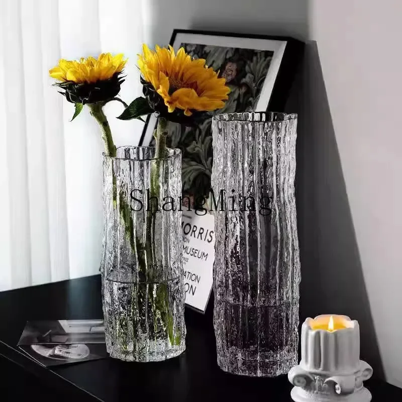 CL vase ornament living room flower arrangement glass transparent thickened light luxury creative hydroponic vase
CL vase ornament living room flower arrangement glass transparent thickened light luxury creative hydroponic vase