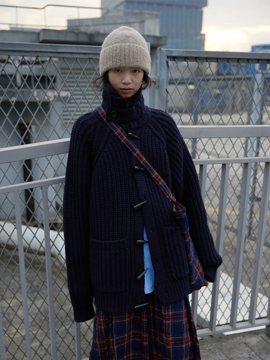 Autumn Winter Thick Knit High Collar Soft Cozy Buttoned Open Cardigan Sweater Women Outerwear Medium Length Turn-down Collar
Autumn Winter Thick Knit High Collar Soft Cozy Buttoned Open Cardigan Sweater Women Outerwear Medium Length Turn-down Collar