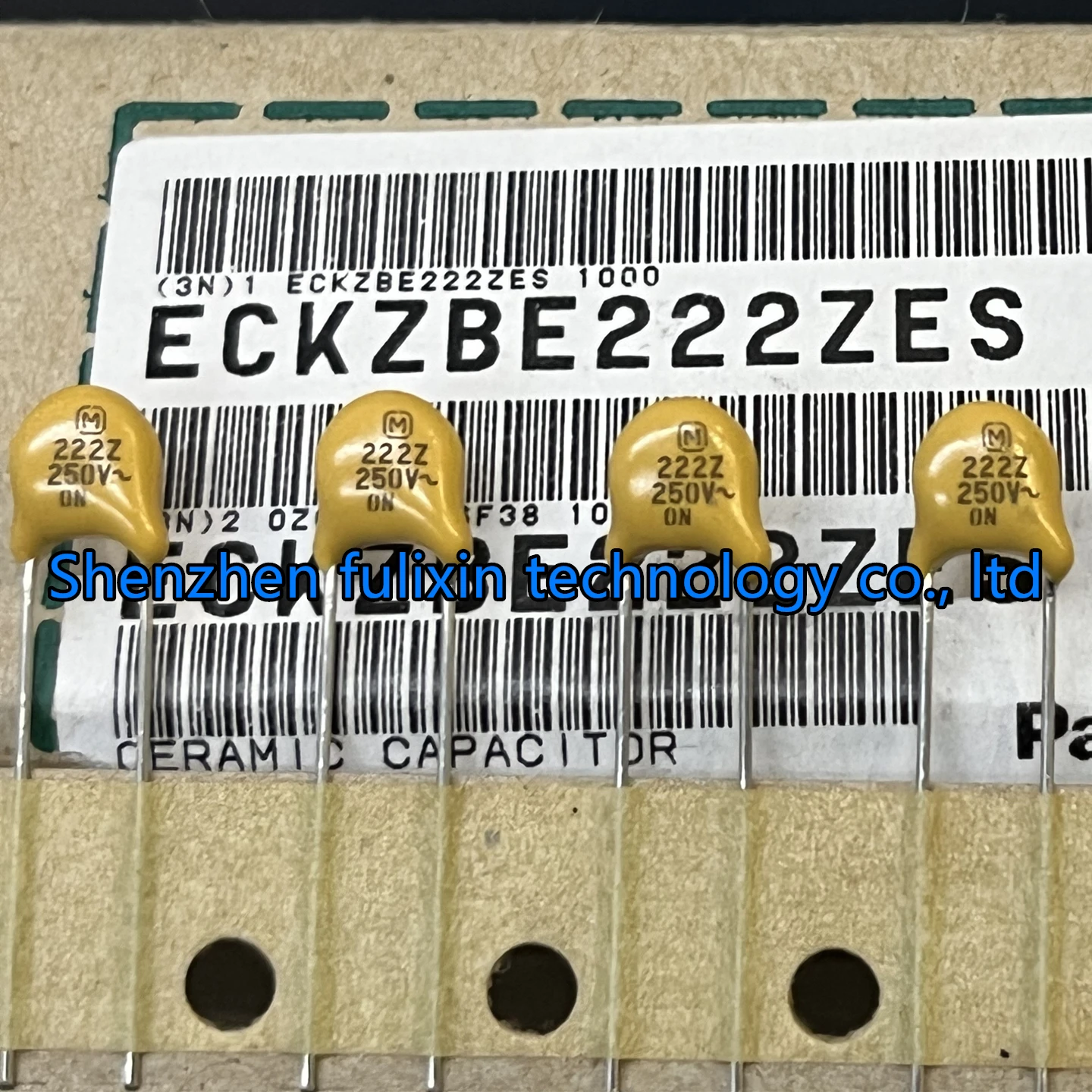 10PCS ECKZBE222ZES 250V 22Z 2N2F 2.2NF P7.5mm ceramic chip capacitor is original and brand new.
10PCS ECKZBE222ZES 250V 22Z 2N2F 2.2NF P7.5mm ceramic chip capacitor is original and brand new.