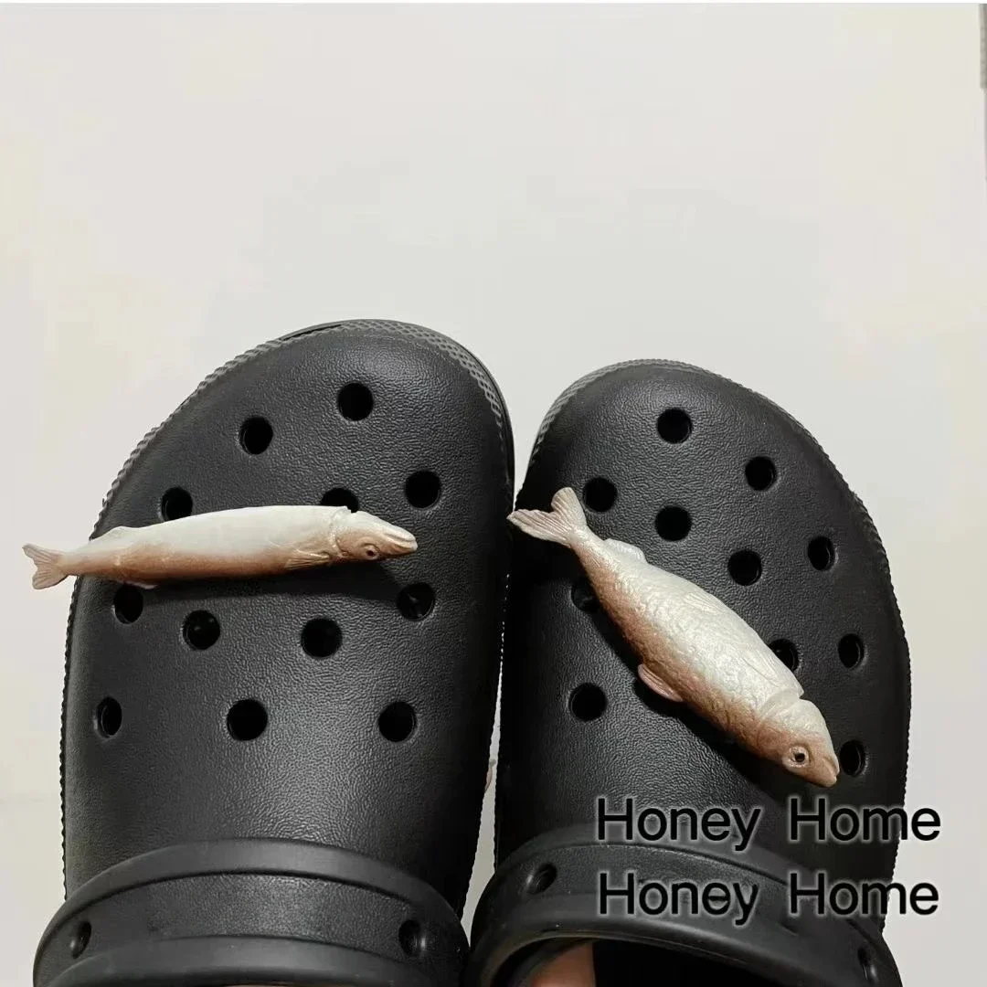Funny Fish Shoe Charms for Crocs High Quality Shoes Accessories DIY Shoes Decoration Garden Shoes Decor Gifts Lovely
Funny Fish Shoe Charms for Crocs High Quality Shoes Accessories DIY Shoes Decoration Garden Shoes Decor Gifts Lovely