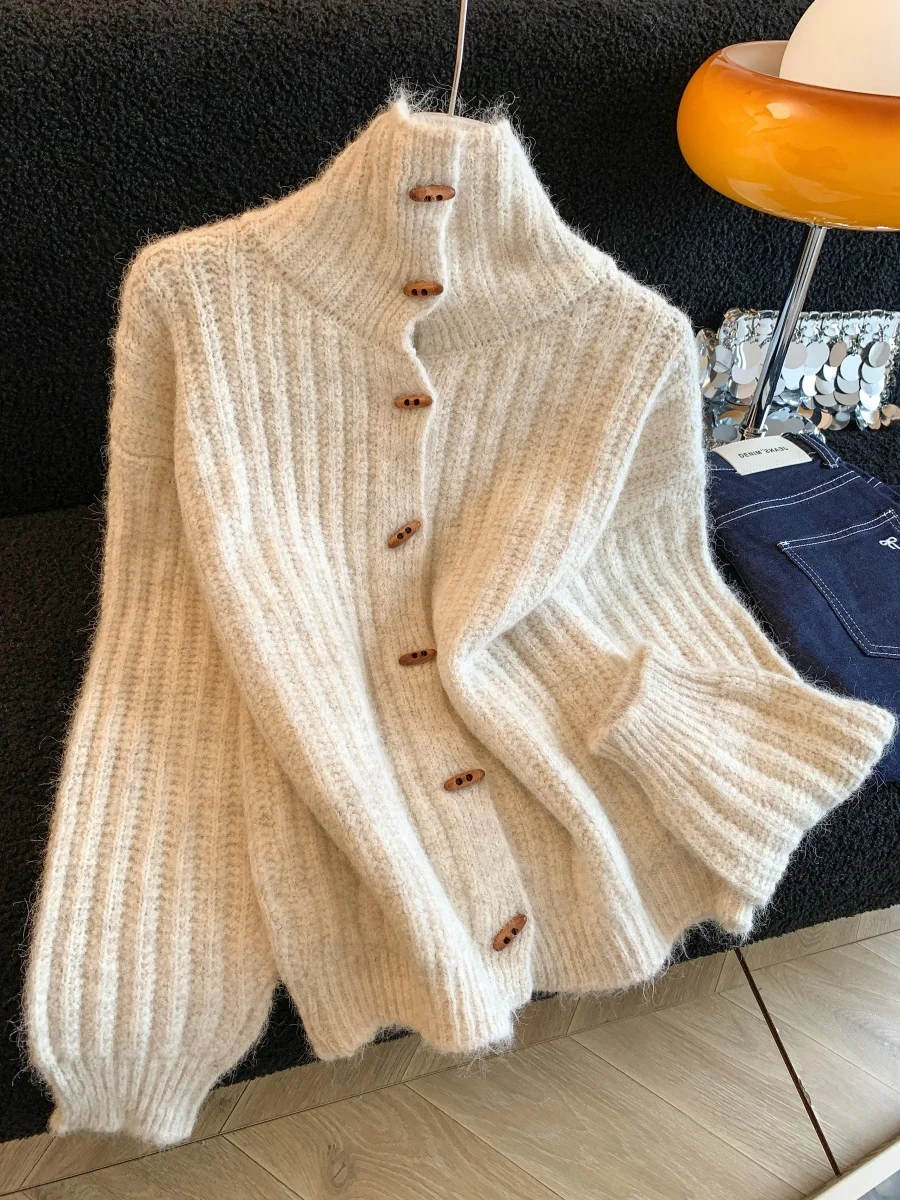 Ladies High Collar Knitted Open Cardigan Winter Outerwear Lazy Sle Button up Sweater Coat Thiened Long Sve mid Length
Ladies High Collar Knitted Open Cardigan Winter Outerwear Lazy Sle Button up Sweater Coat Thiened Long Sve mid Length