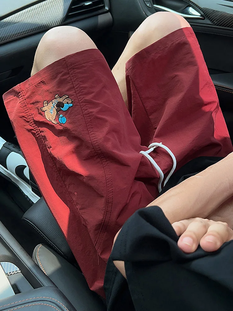 Red American Sle Slanted Cut Dog Embroidery orts Men's Casual Summer Dopne Five-Point Couple's Loose Straight Leg Pants
Red American Sle Slanted Cut Dog Embroidery orts Men's Casual Summer Dopne Five-Point Couple's Loose Straight Leg Pants