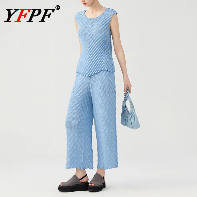 YFPF Causal Solid Color Two Piece Set Women Miyake Pleated Design Sleeveless Vest Tops + Wide Leg Trousers 2025 New Clothing
YFPF Causal Solid Color Two Piece Set Women Miyake Pleated Design Sleeveless Vest Tops + Wide Leg Trousers 2025 New Clothing
