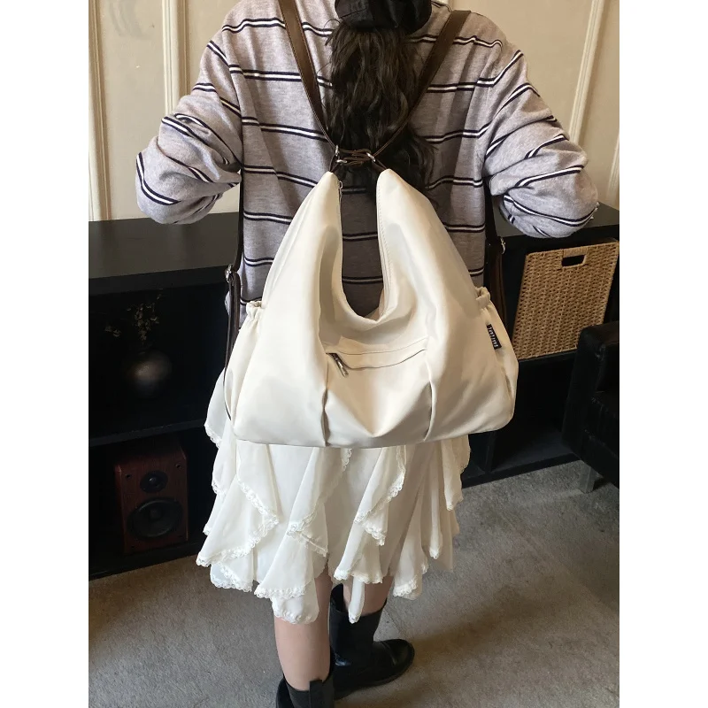 High-end multifunctional tote bag, large-capacity shoulder and backpack, suitable for daily commuting and casual use, stylish co
High-end multifunctional tote bag, large-capacity shoulder and backpack, suitable for daily commuting and casual use, stylish co