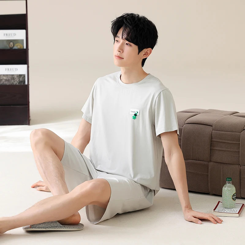 Мужская летняя одежда для сна, легкий модальный пижамный комплект с короткими рукавами, большой размер, удобная домашняя пижама для школьников-подростков
Мужская летняя одежда для сна, легкий модальный пижамный комплект с короткими рукавами, большой размер, удобная домашняя пижама для школьников-подростков