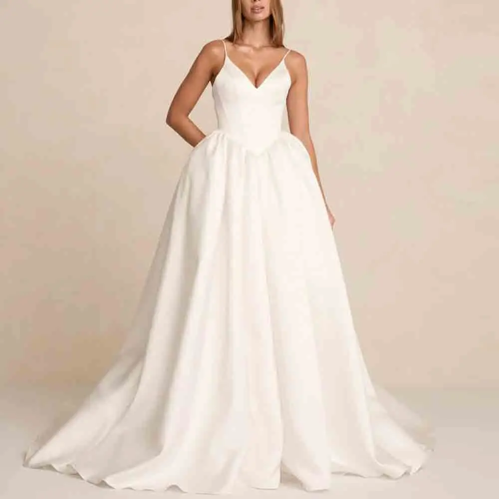 Customized Ivory Spaghetti Strap Bridal Gown V Neck Backless Satin Wedding Dress A Line Court Train vestidos de novia
Customized Ivory Spaghetti Strap Bridal Gown V Neck Backless Satin Wedding Dress A Line Court Train vestidos de novia